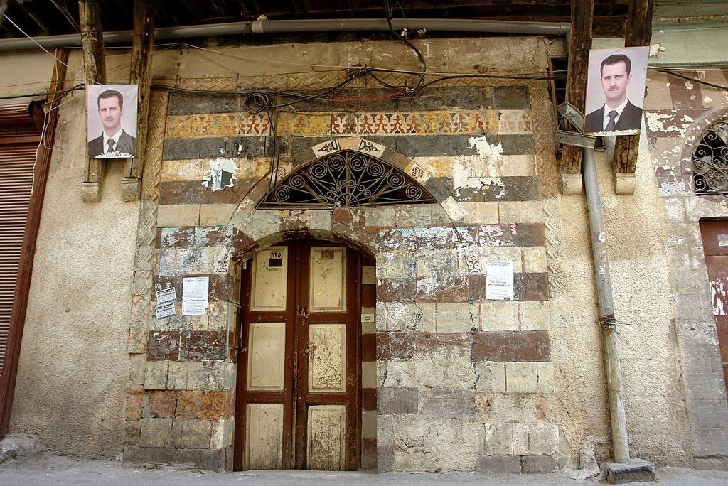 Ultimately, Byzantine architecture in the West gave way to Romanesque and Gothic architecture, showing polychrome brick architecture.