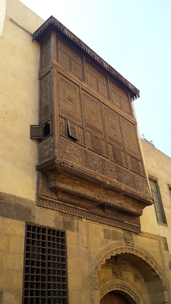 "Mashrabiya" at Al-Sadat house in Cairo, an architectural view.