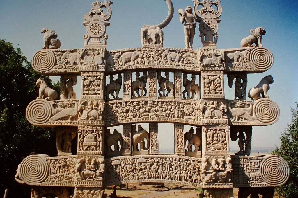 Sanchi, Stupa 1 (Nord-Torana), showing sanchi torana gateway.