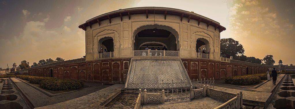 Built by the Mughal Emperor Shah Jahan in the 17 century to celebrate his rule in the subcontinent.