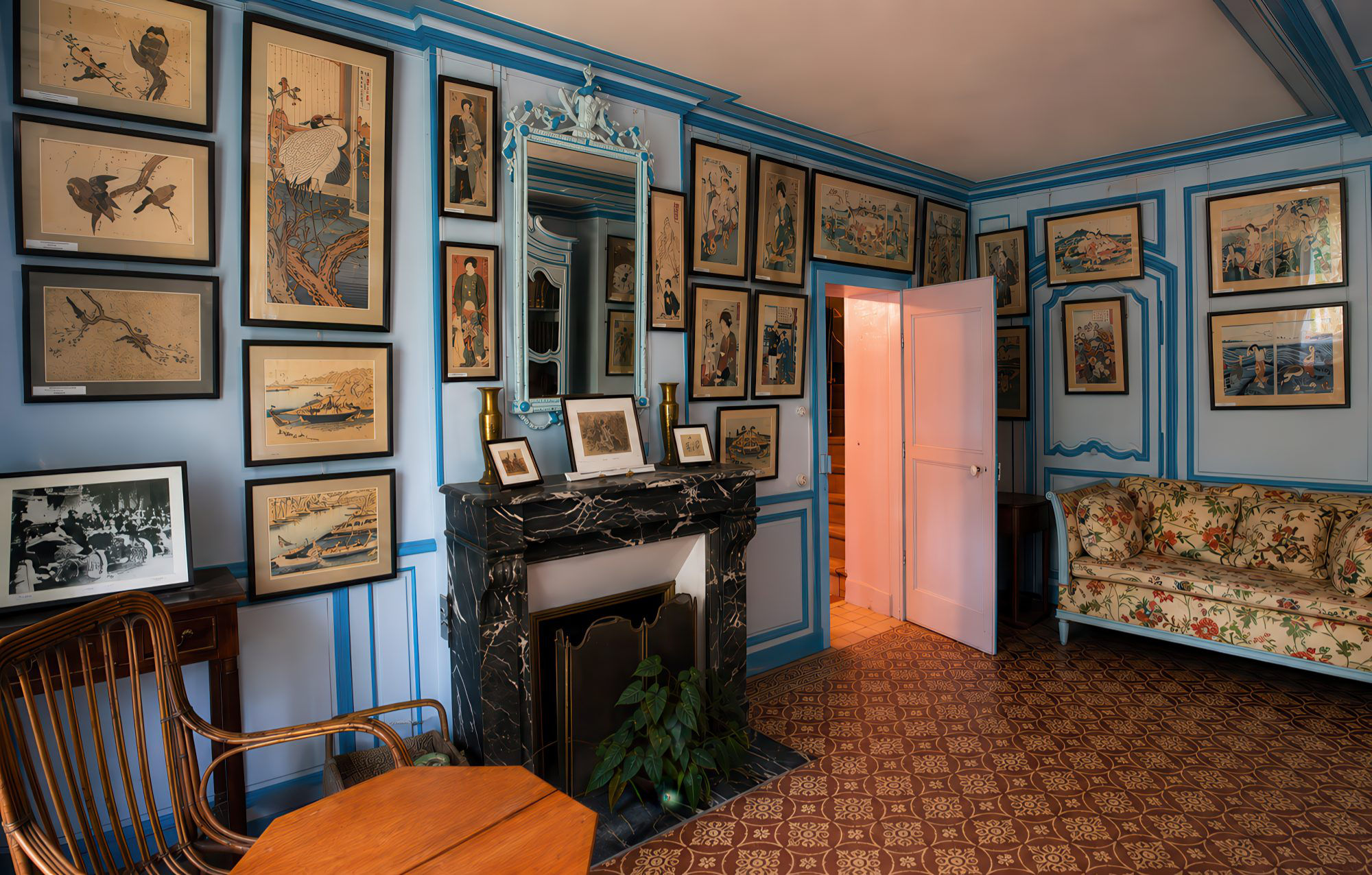 Monet's blue sitting room at Giverny with Japanese ukiyo-e prints