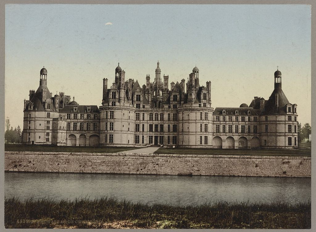 Historic view of Château de Chambord.