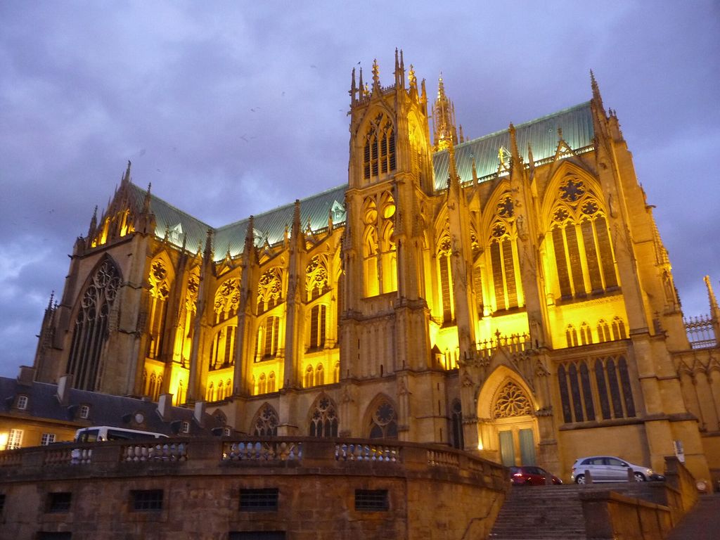 View of exterior of saint-étienne cathedral in metz.